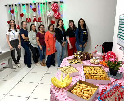 CAPS AD III CELEBRA O DIA DAS MÃES COM CAFÉ DA MANHÃ ESPECIAL